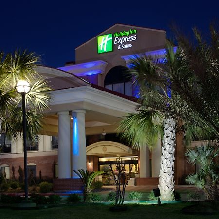 Holiday Inn Express & Suites Wharton By Ihg Exterior photo