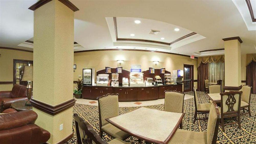 Holiday Inn Express & Suites Wharton By Ihg Exterior photo