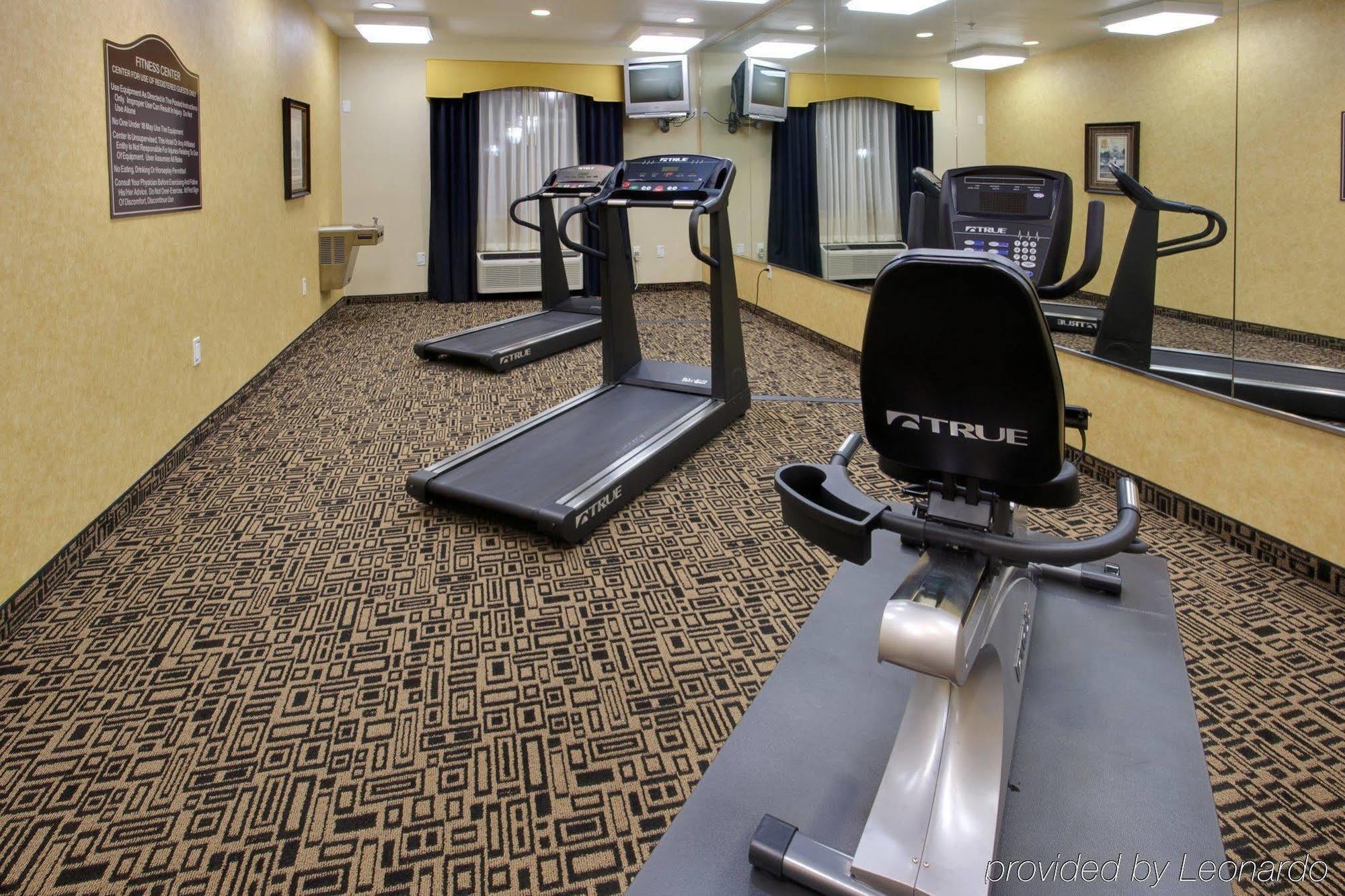 Holiday Inn Express & Suites Wharton By Ihg Facilities photo